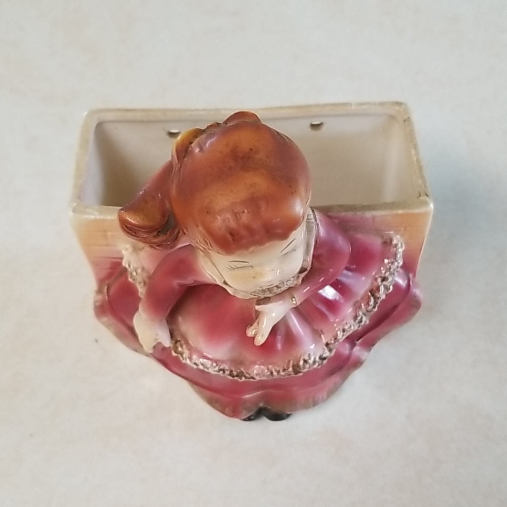 Vintage Grant Crest Jspan Girl Wall Hanger Planter - Picture 3 of 10